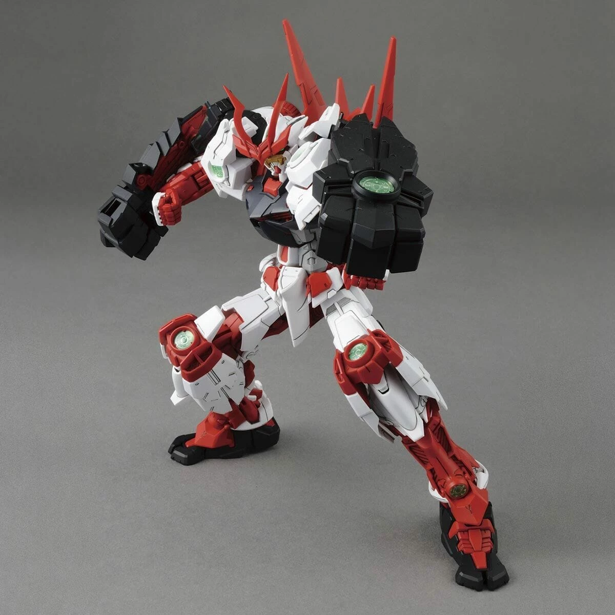 Bandai MG 1/100 Sengoku Astray Gundam 7 Bandai MG 1/100 Sengoku Astray Gundam - Image 5