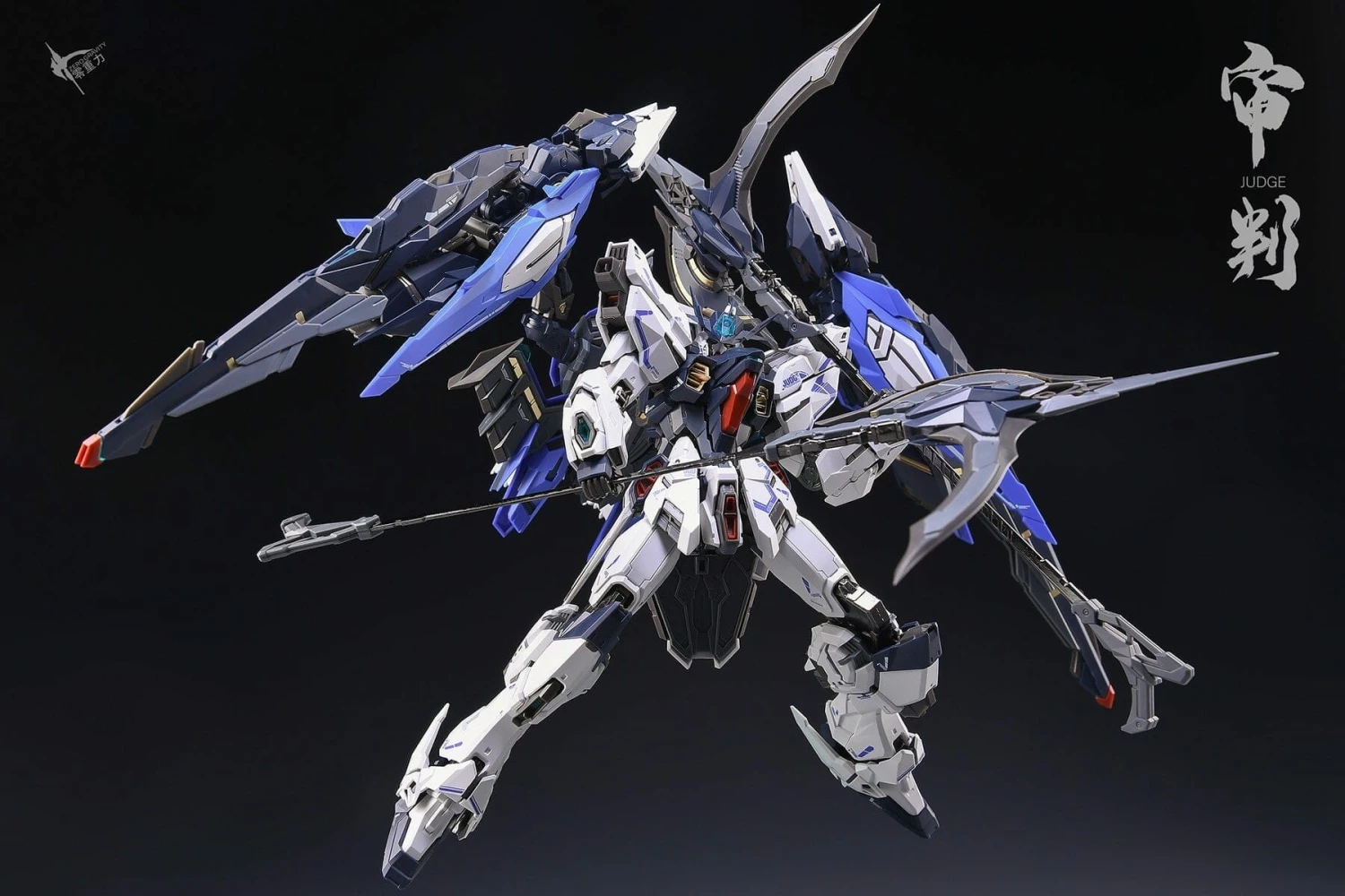 Zero Gravity 1/100 Judge Moonlight Ver. Model Kit 5 Zero Gravity 1/100 Judge Moonlight Ver. Model Kit - Image 3