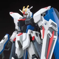 Bandai HGCE 1/144 #192 Freedom Gundam (Revive)