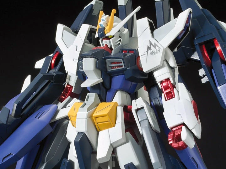 Bandai HGBF 1/144 #53 Amazing Strike Freedom Gundam 3 Bandai HGBF 1/144 #53 Amazing Strike Freedom Gundam
