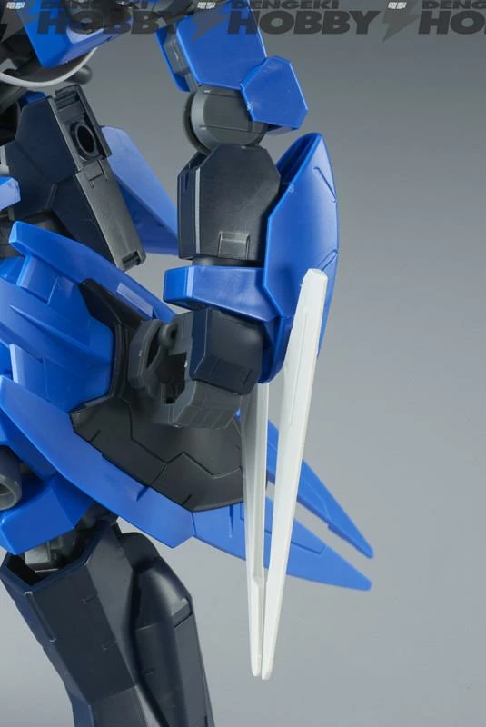 Bandai Orphans 1/100 Schwalbe Graze Mcgillis Custom 11 Bandai Orphans 1/100 Schwalbe Graze Mcgillis Custom - Image 9