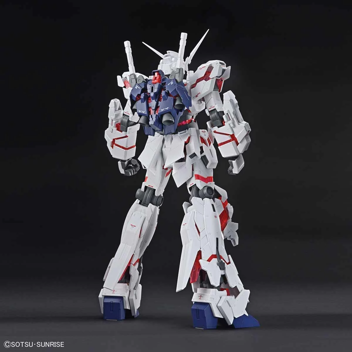 Bandai Mega Size 1/48 Unicorn Gundam (Destroy Mode) 14 Bandai Mega Size 1/48 Unicorn Gundam (Destroy Mode) - Image 12